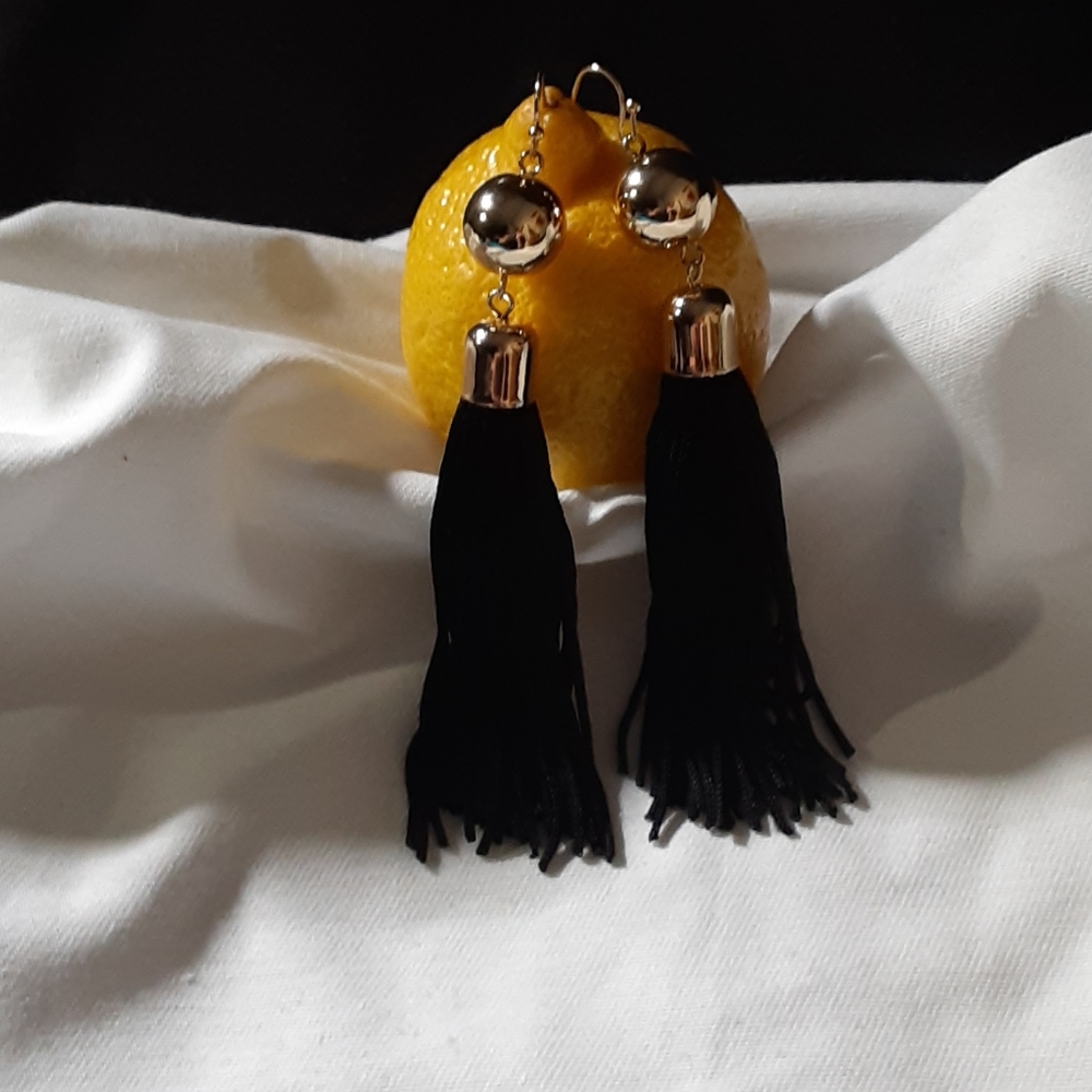 Tassel black and gold earrings